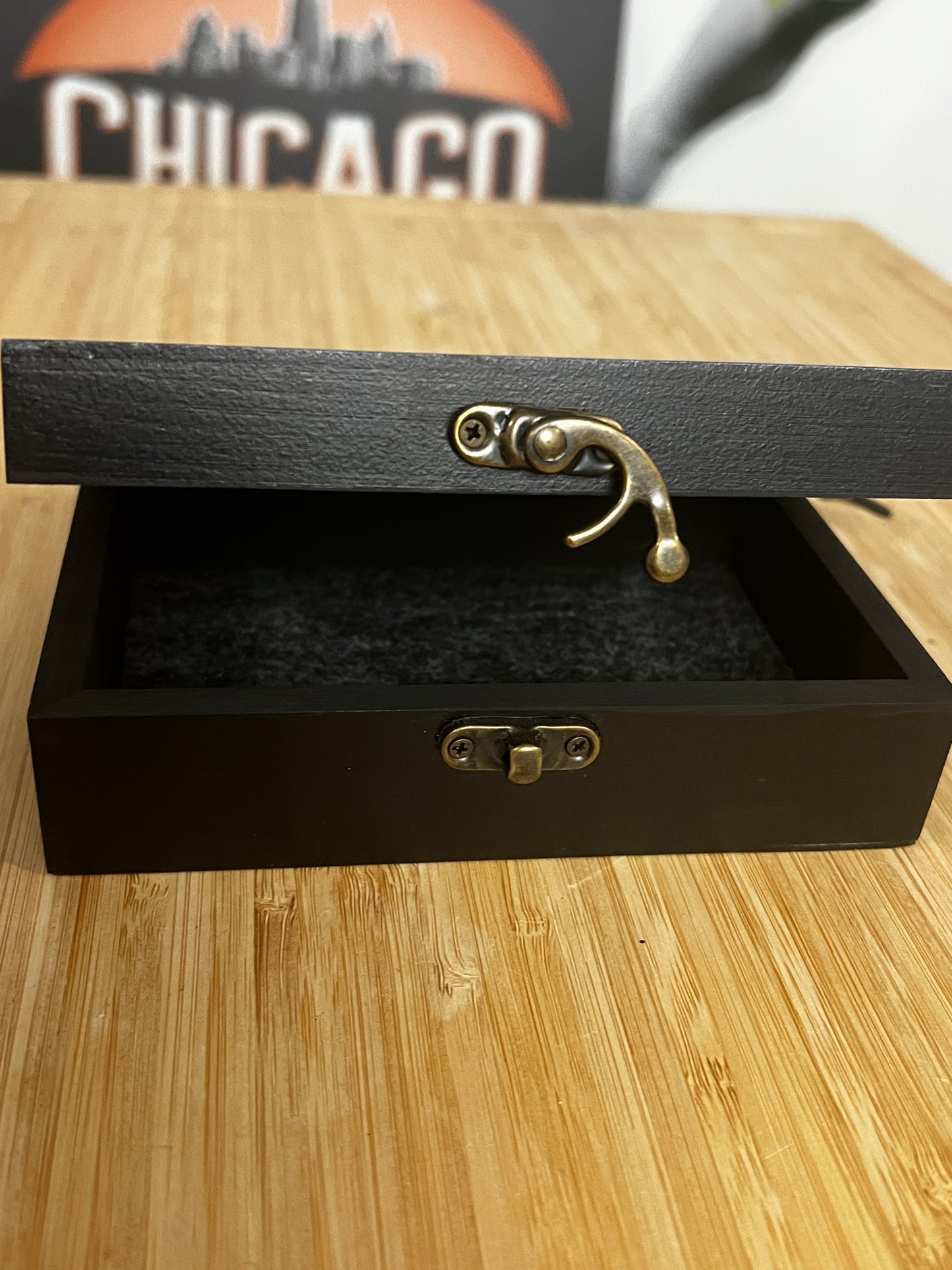 Custom Memory Box- B&W Car & Reflection