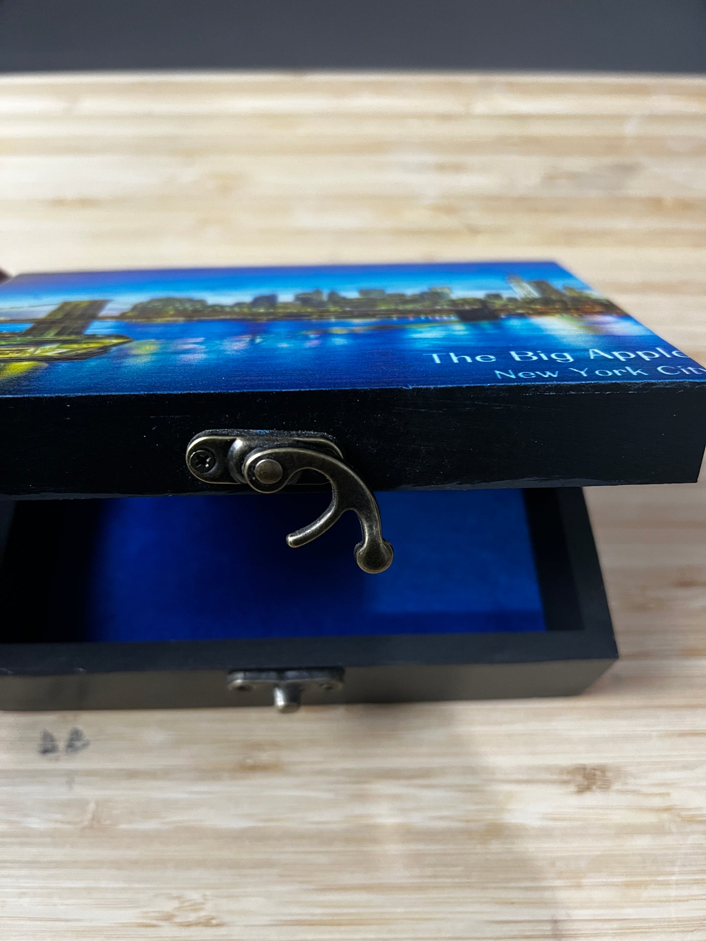 Custom Memory Box- NY City Skyline