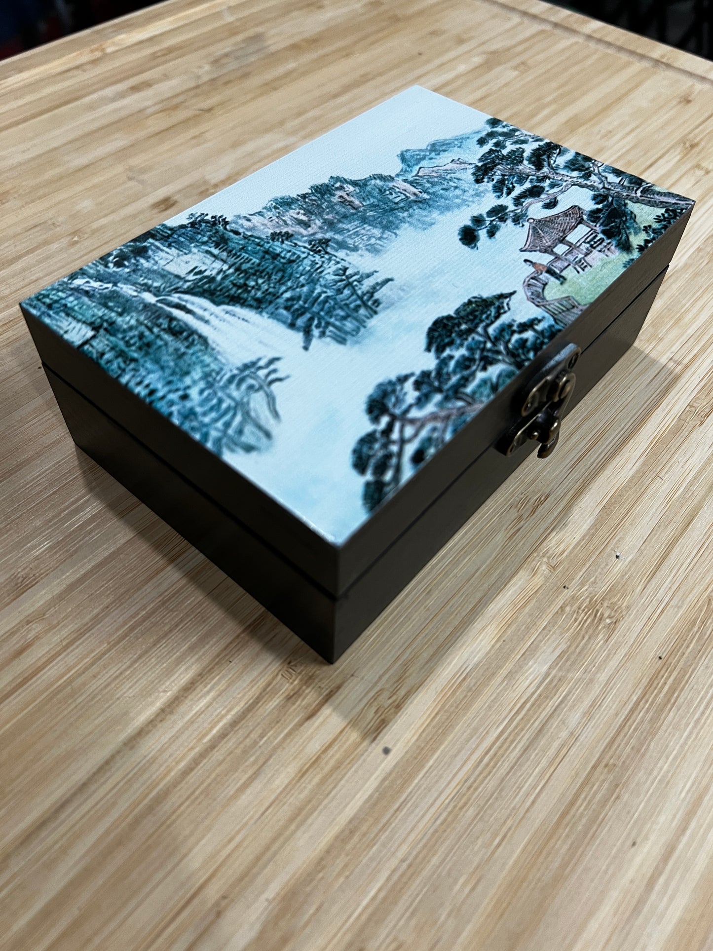 Custom Memory Box- Pen Zen