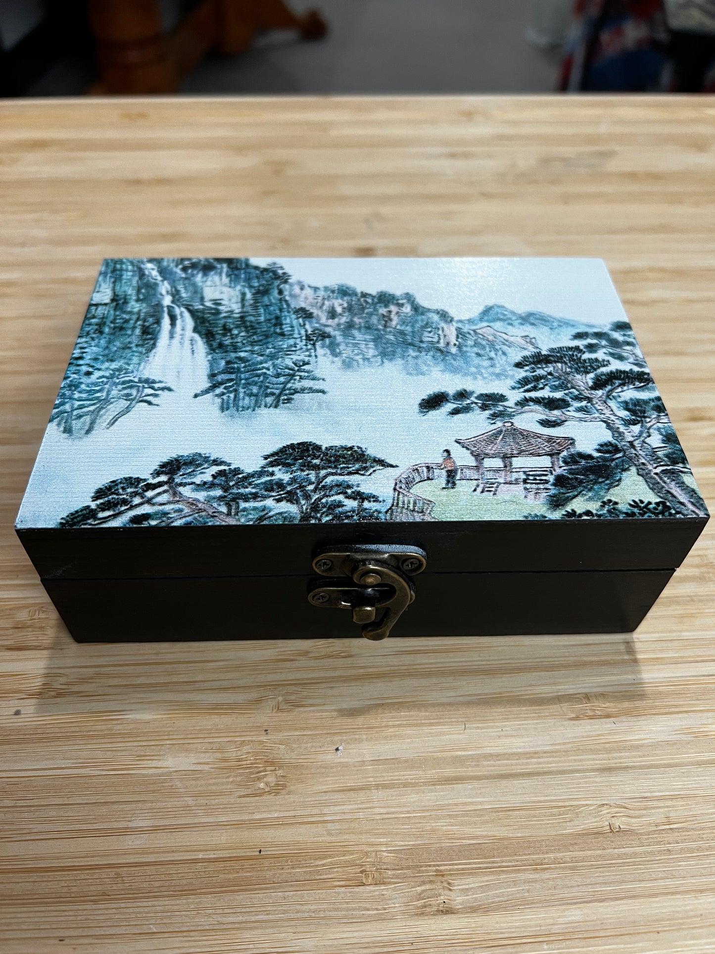 Custom Memory Box- Pen Zen