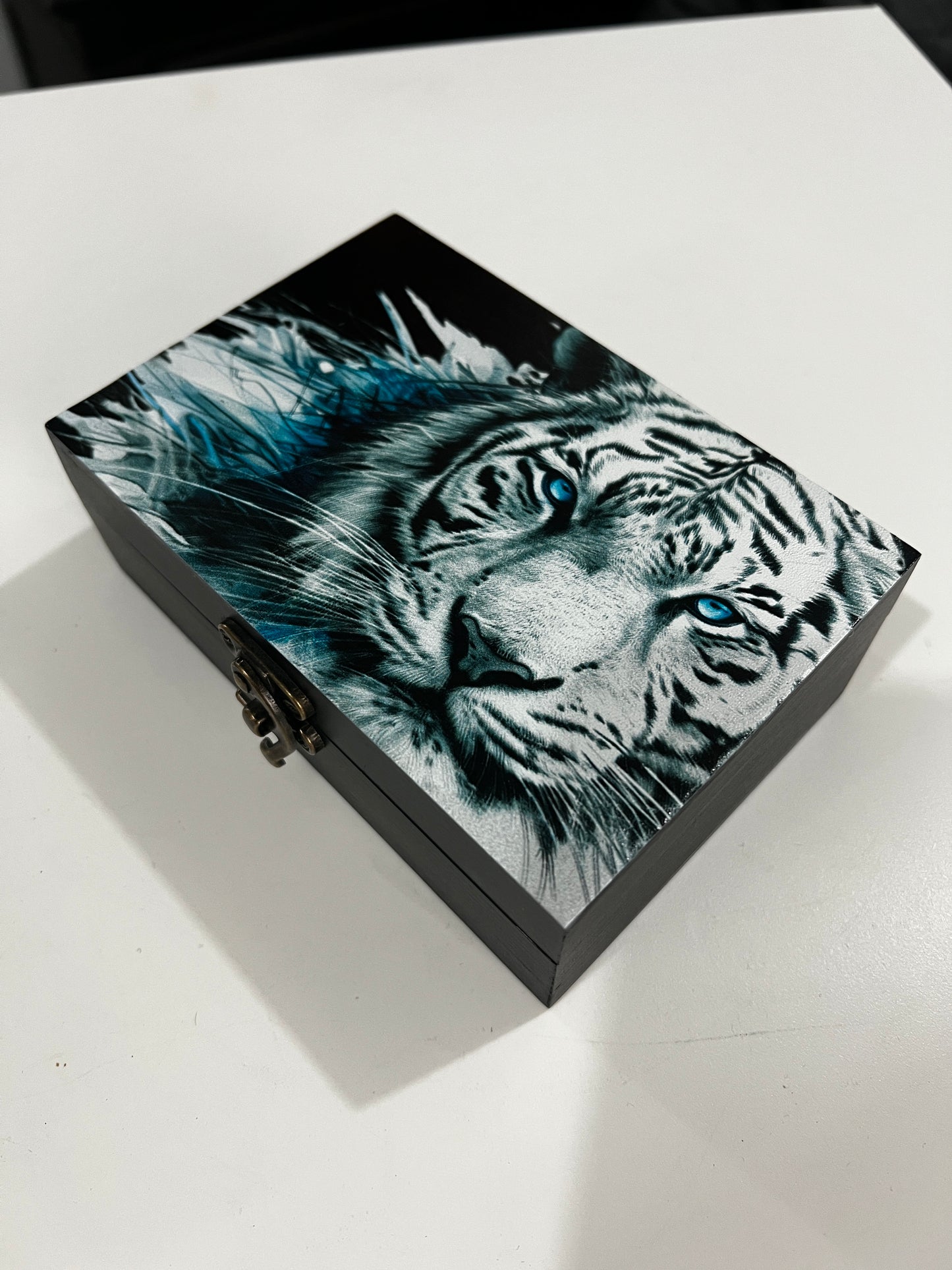 Custom Memory Box- White Tiger