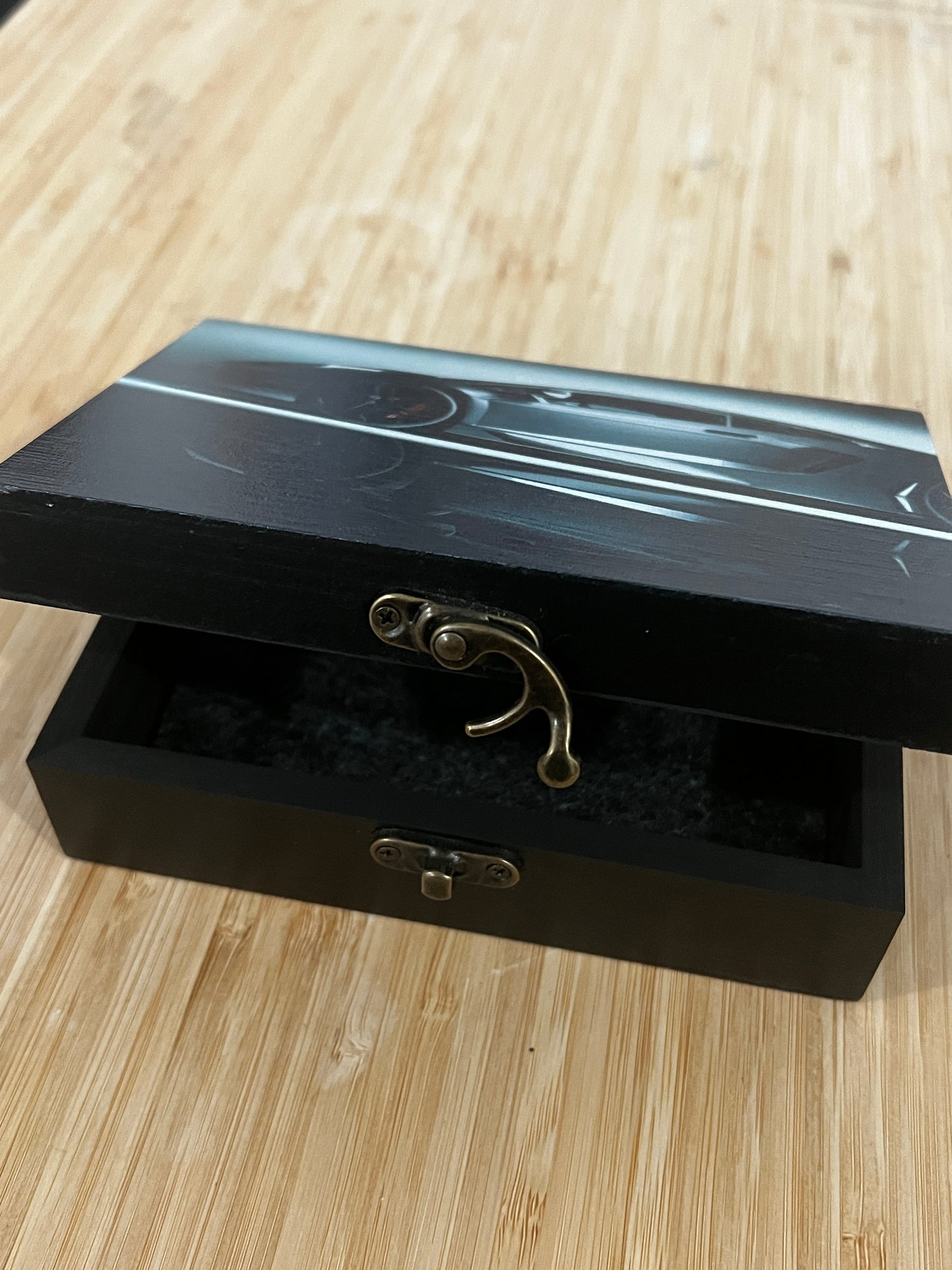 Custom Memory Box- B&W Car & Reflection