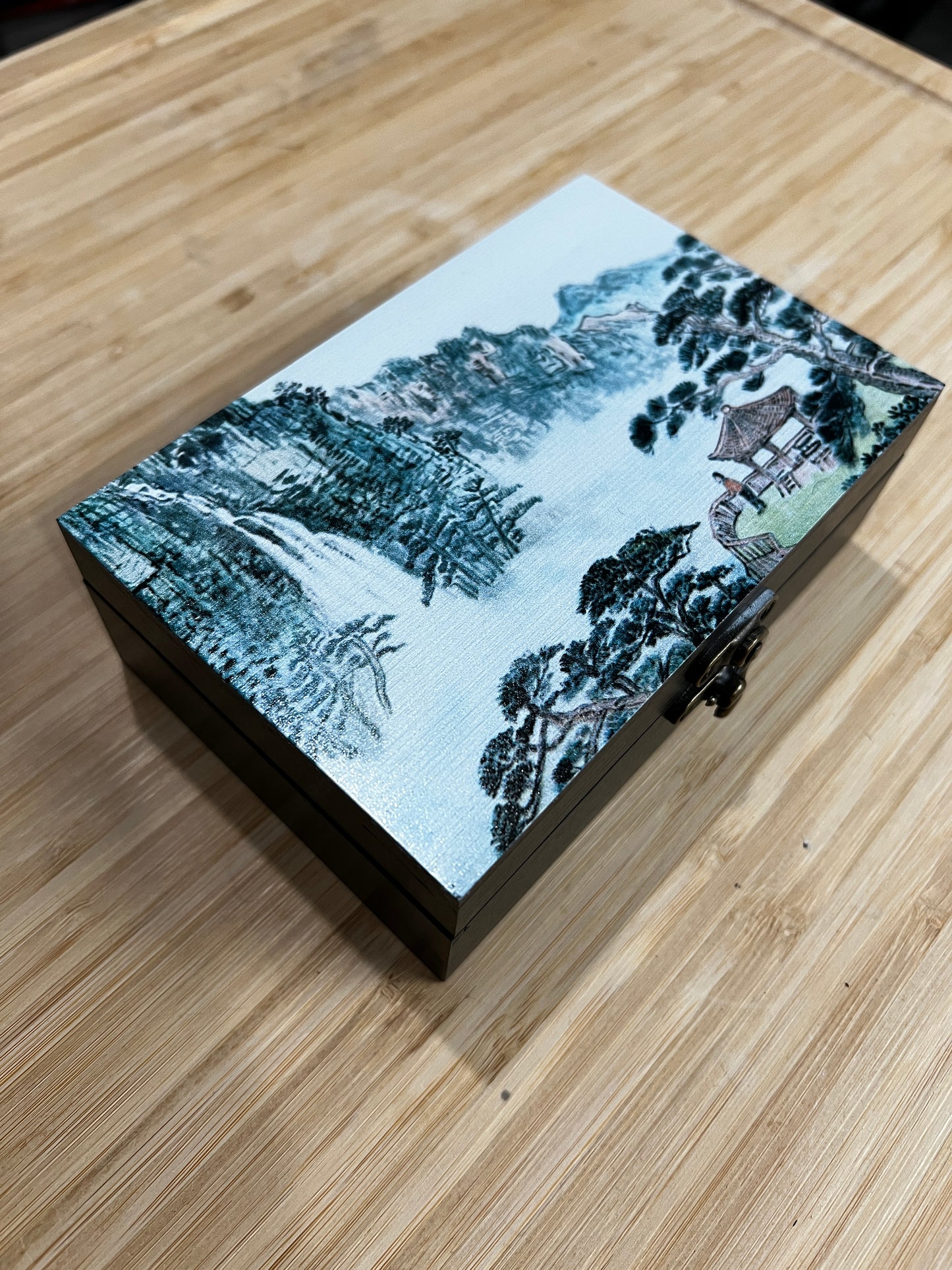 Custom Memory Box- Pen Zen