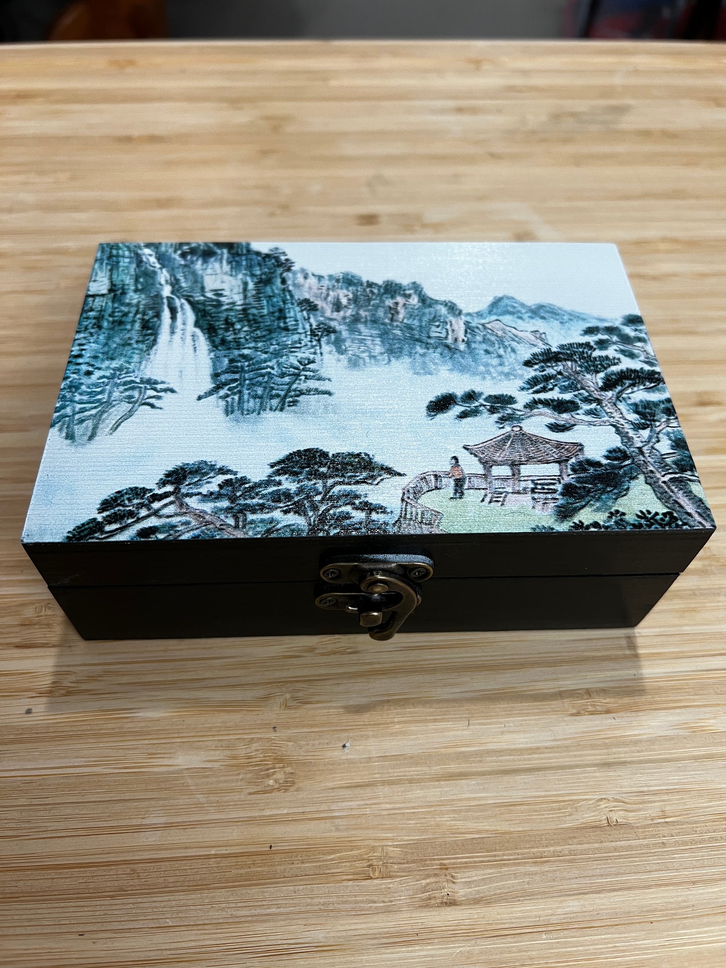 Custom Memory Box- Pen Zen