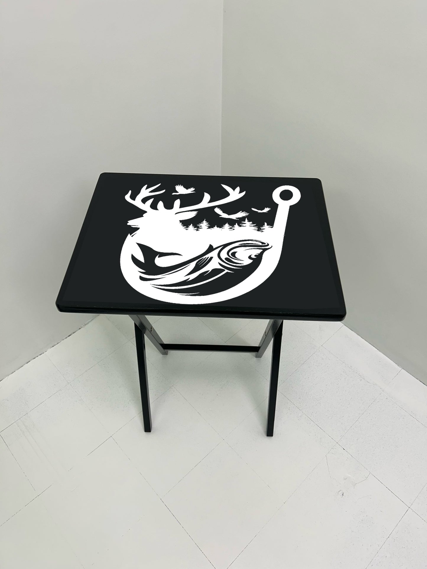 Deer Fish: Folding Tray Table, Classic Foldable TV Tray - Black with Custom Design